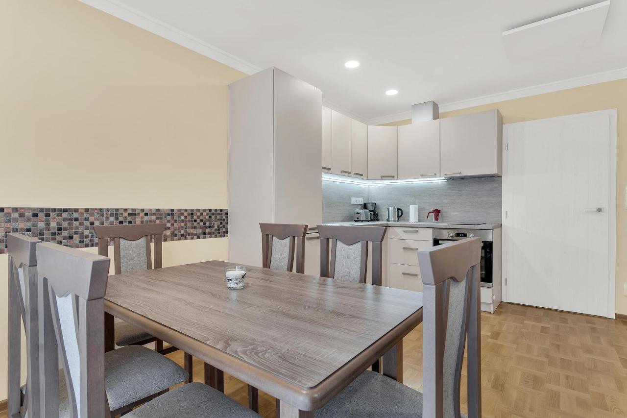 Apartmany Na Vyhledech Loučná pod Klínovcem Екстериор снимка